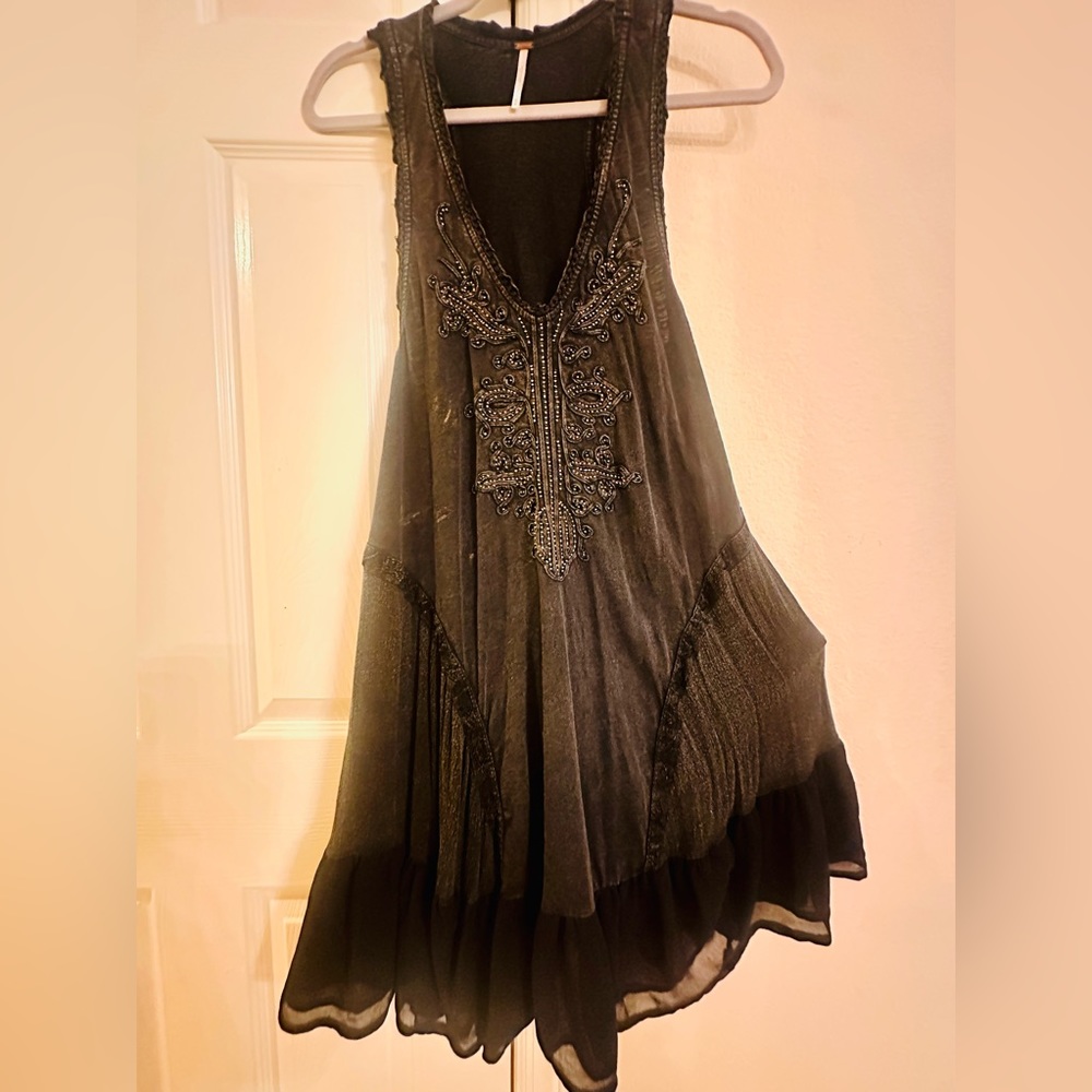 FREE PEOPLE BLACK EMBELLISHED DRESS SIZE MEDIUM